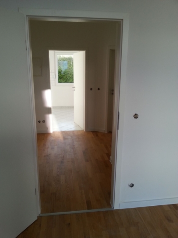 Helle Erdgeschoss-2-Zimmer-Wohnung - Foto 3